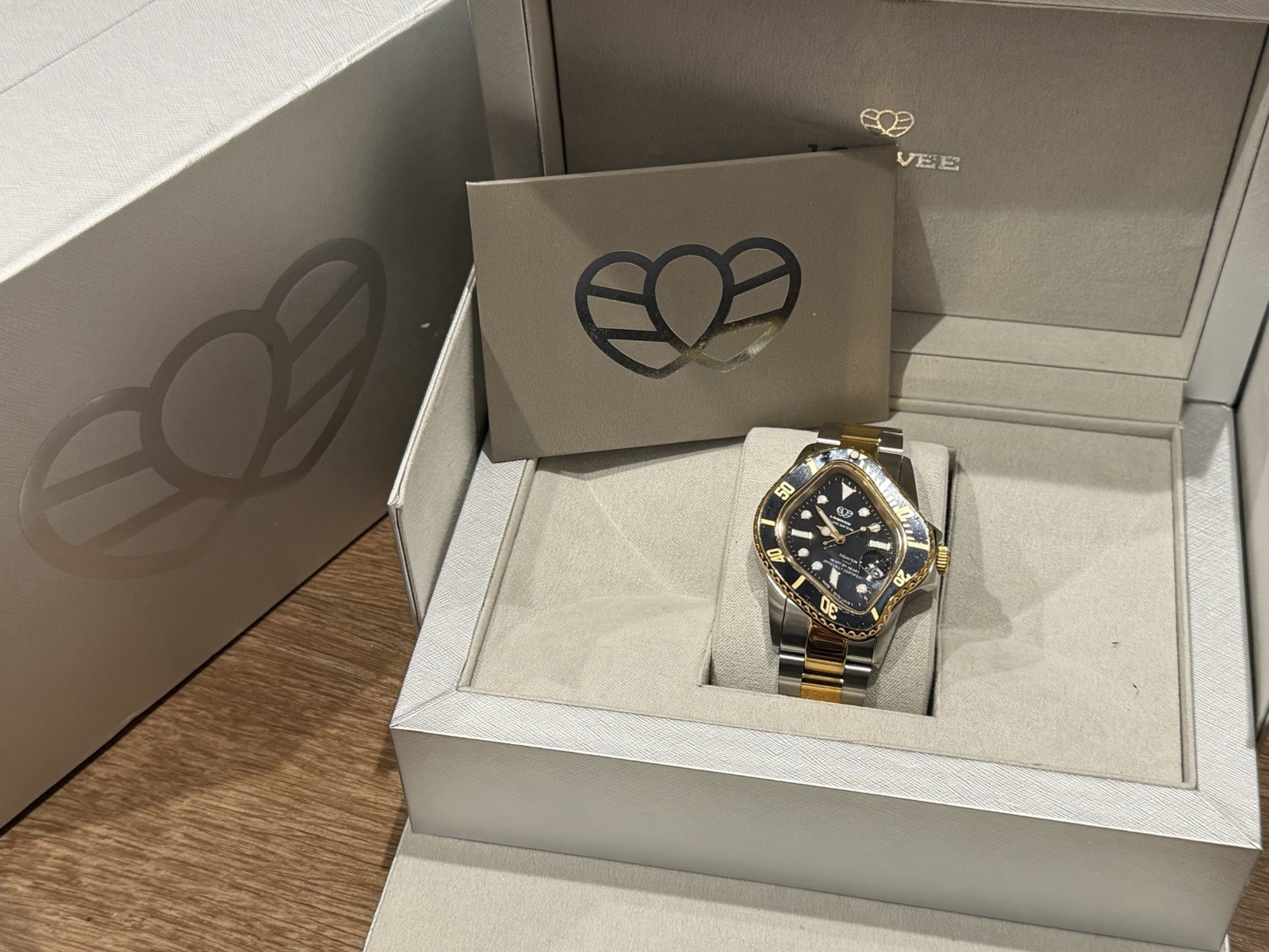Laarvee Pea001-Sgblk Two Tone Watch Lightly Pre-Owned Silver Gold COMPLETE