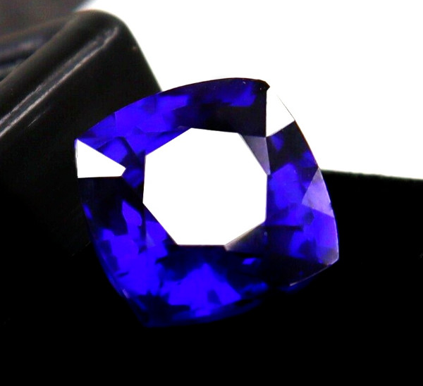 Flawless CERTIFIED 10 Ct Natural Ceylon Sapphire Cushion Cut Blue Loose Gemstone