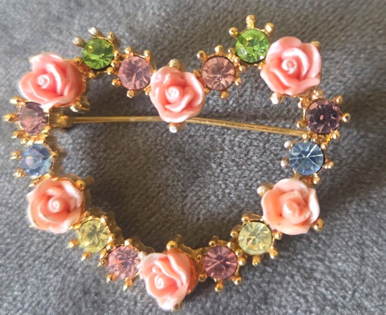 Avon Pink Rose Rhinestone Wreath Brooch