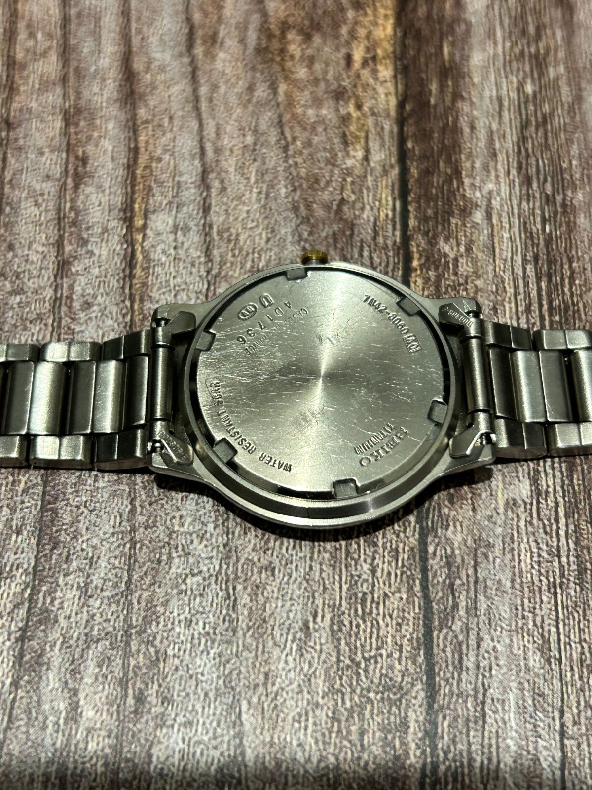 Vintage Seiko Spirit Titanium 7N42-8060 Quartz Gray Dial Japan Men’s Watch b393