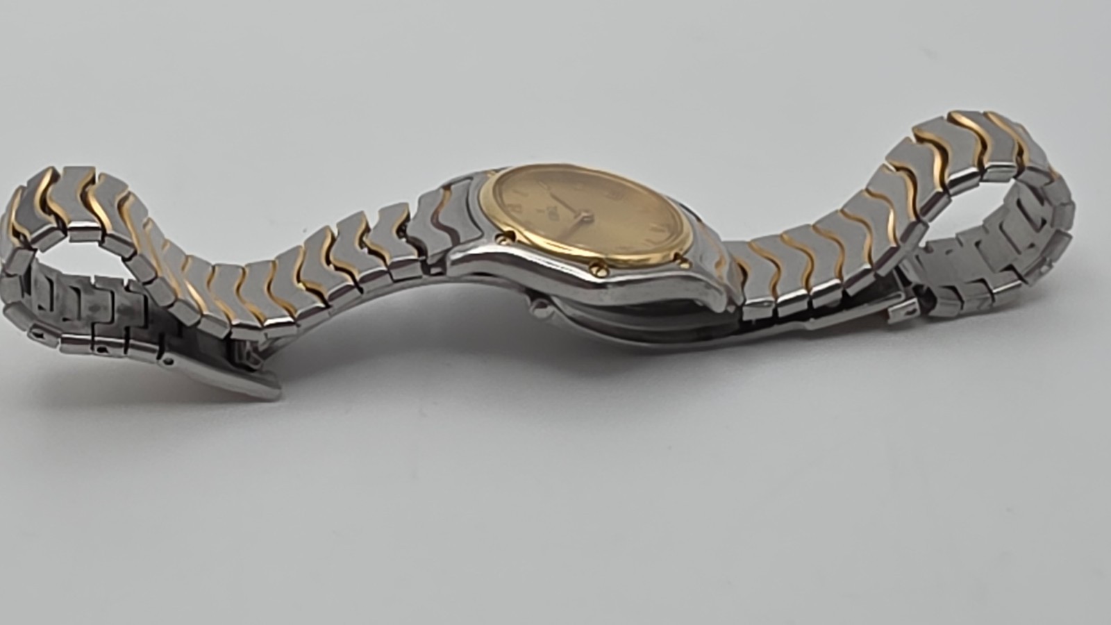 Ebel Classic Wave Lady’s St.Steel/Gold Bracelet Watch with 18ct Gold Bezel.