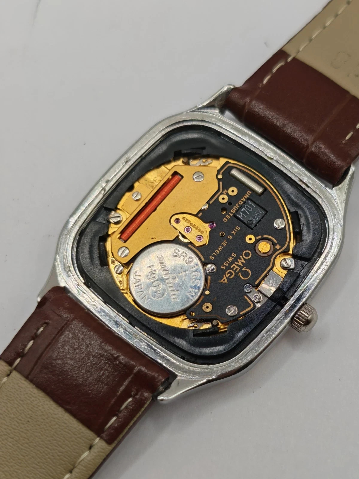 Vintage Omega Seamaster Quartz Ref.396.1011 Cal.1430 Gold Waffle Dial Watch
