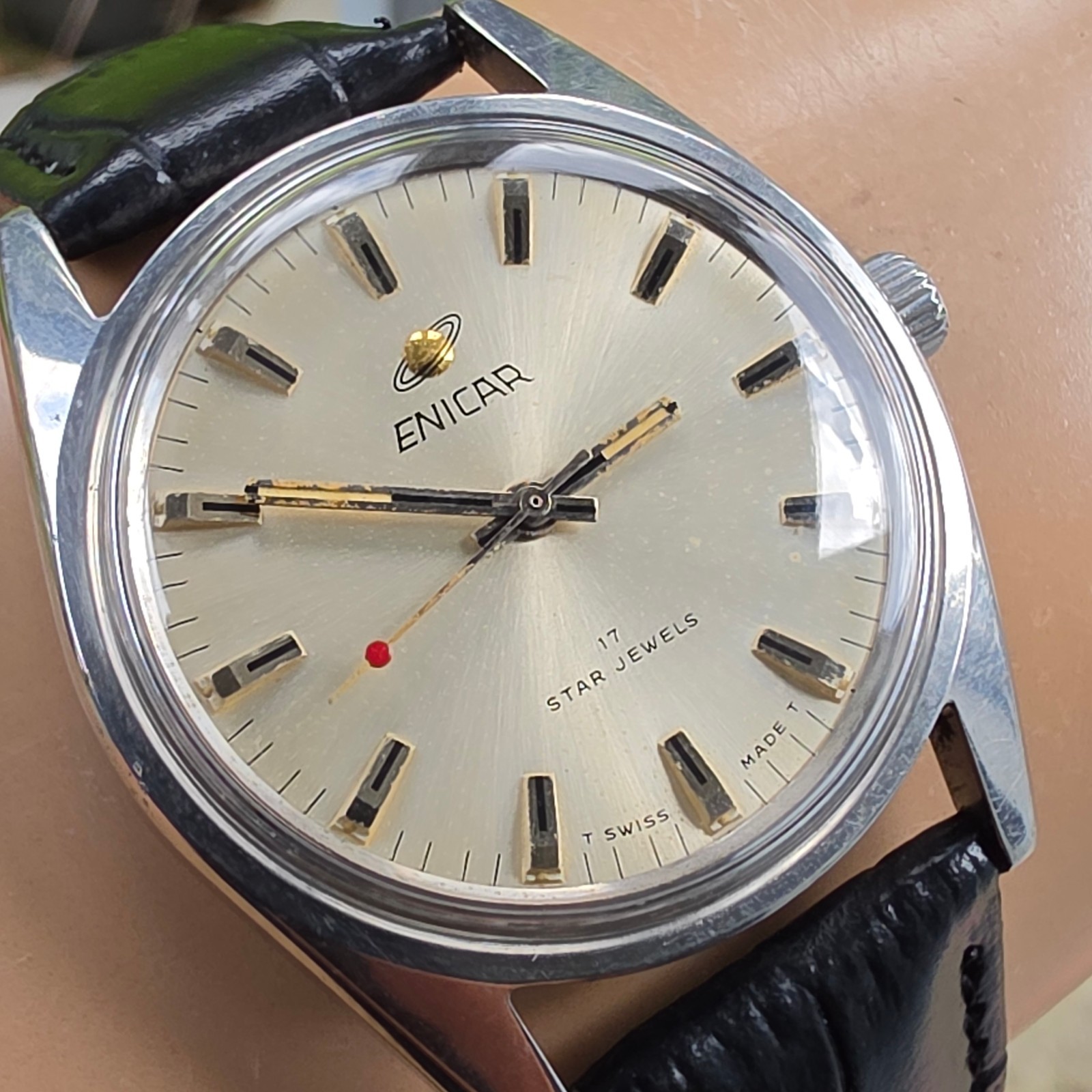 Vintage ENICAR Ocean Pearl men’s manual wind watch AR-160 swiss made 1970s
