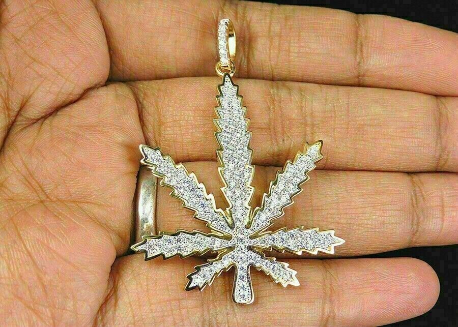 3.00Ct Round Cut Simulated Diamond MARIJUANA LEAF Pendant 14K Yellow Gold Plated
