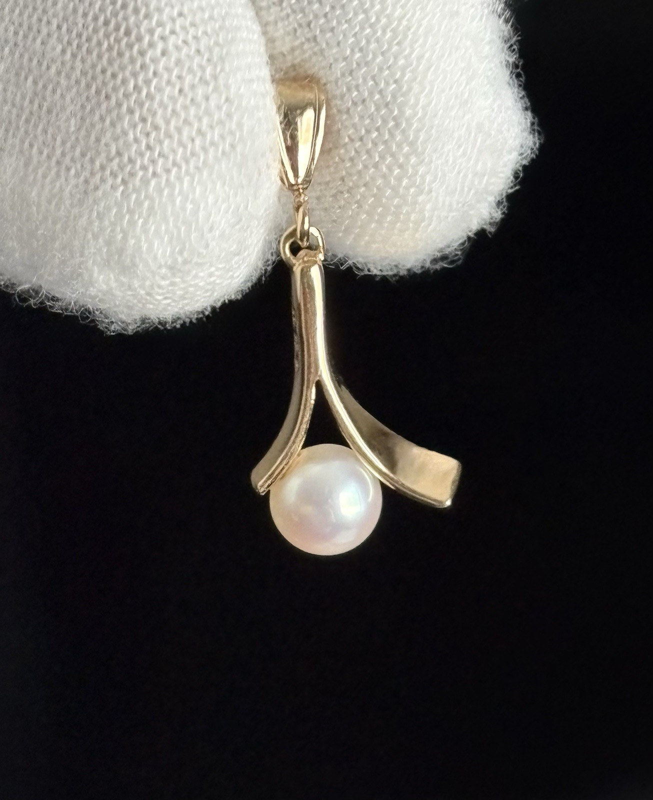 14k Yellow Gold Unique 6mm Pearl Pendant Beautiful Ladies 585 14k Stamp