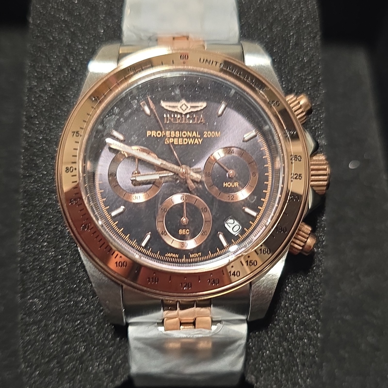 Invicta Speedway Quartz Chronograph 200m Two-Tone Black Dial Tachymeter w/ Box