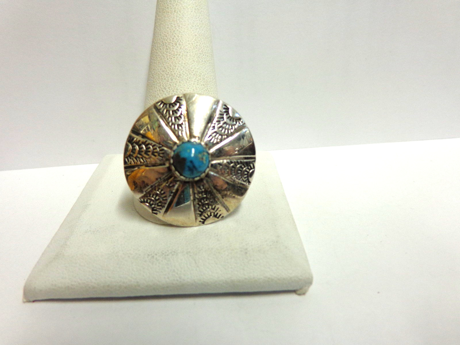 vintage sterling silver turquoise pin sz 1 in wgt 5.9 grams tcw .75 south west