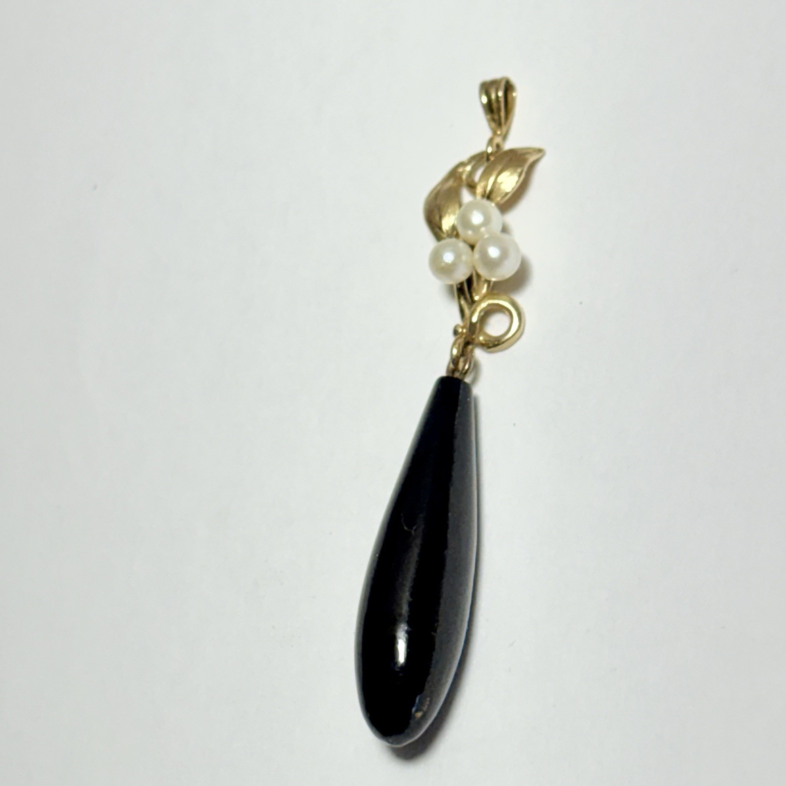 Vintage 13K Yellow Gold Black Coral Triple Pearl Leaf 44mm Dangle Pendant 1.95g