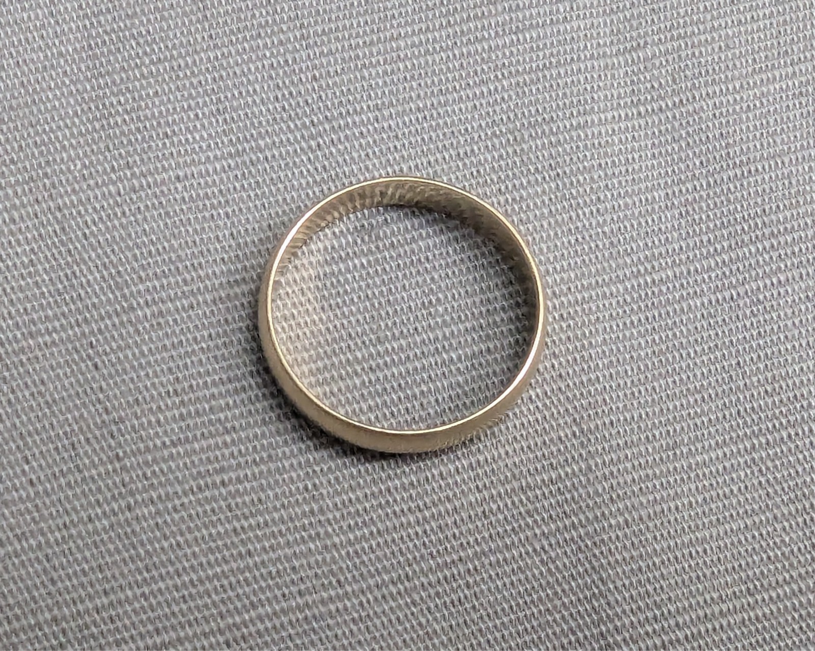 VTG 60 – 70’s “PMS 10K” Solid Yellow Gold Wedding BAND Size 9.5 – 2.4 Grams 4mm