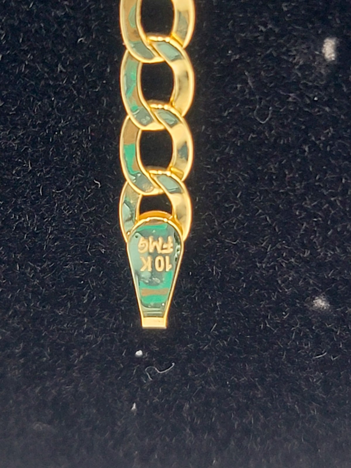 New 7.5″ Inch 10k Cuban Bracelet measuring 3.6 mm X 7.5″ long