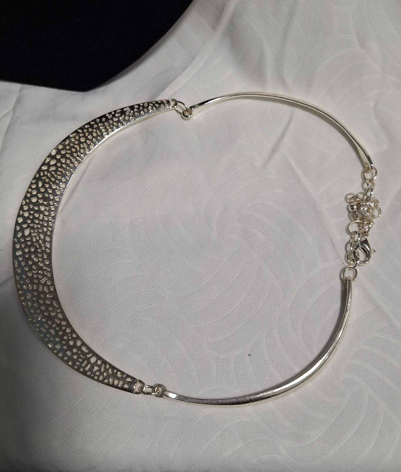 Silver Tone Crescent Collar Statement Necklace Adjustable Extender Lobster