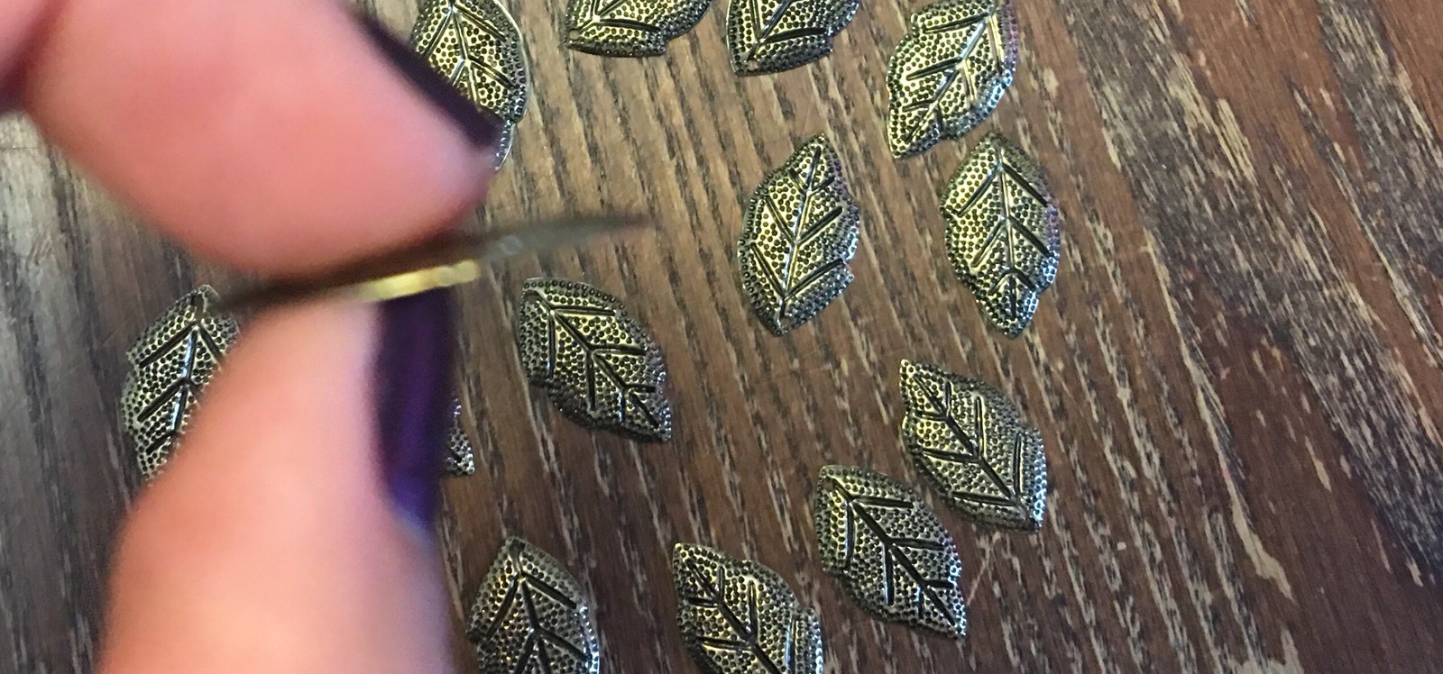 Vintage Dark Brass Realistic Vien Leaf Metal Charms Drops Findings Lot