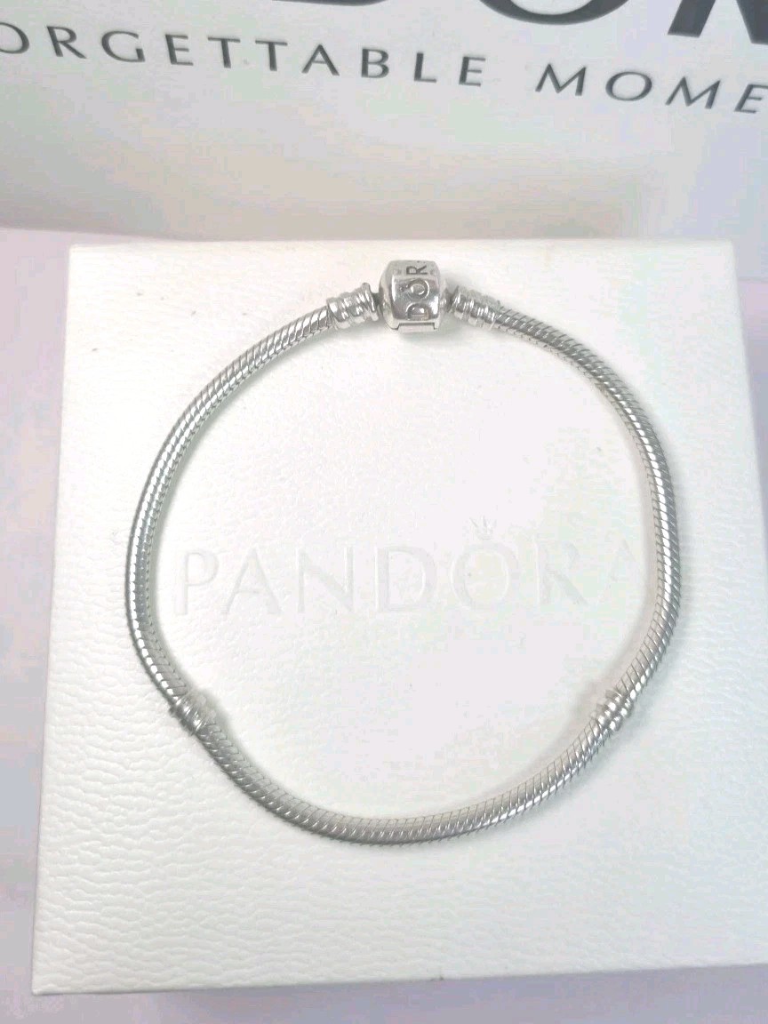 Pandora Moments Snake Chain Bracelet, Boxed, 20cm- MINT CON. Rrp. £65.00