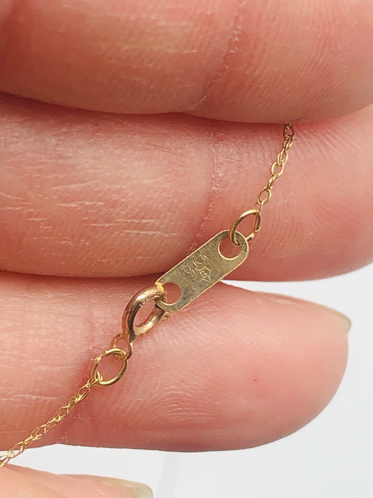 Vtg 10K Yellow Gold Diamond Blue Sapphire Hear Love Pendant Necklace 1.95g – 18”