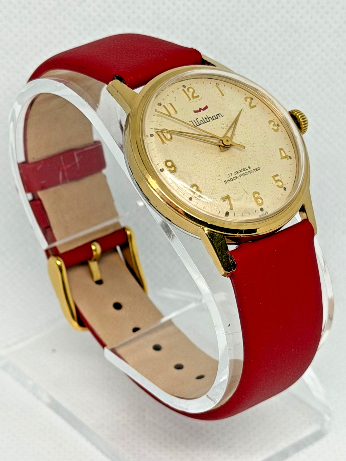 Vintage Waltham 17 Jewel Swiss Manual Wind Men’s Watch Gold Tone Red Leather
