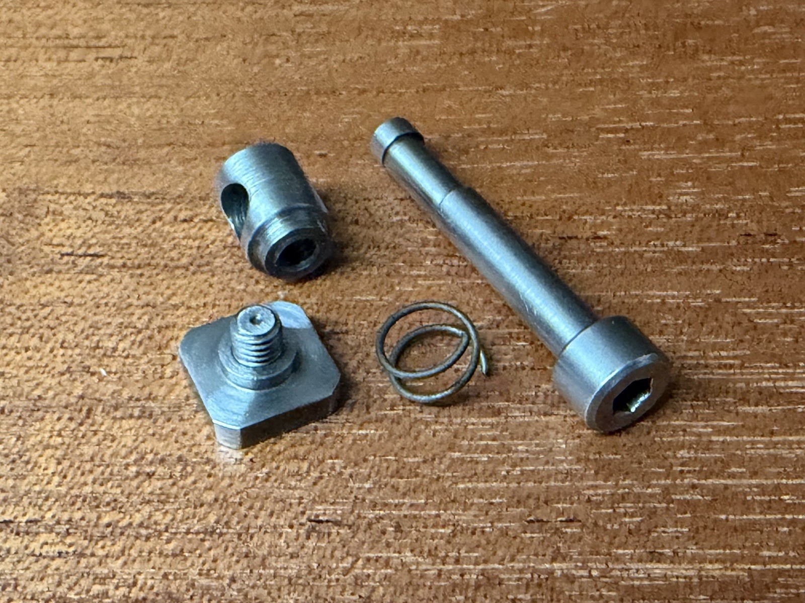 Bed Mounting Bolt Set For LEVIN Headstock, Watchmaker Lathe 10mm/8mm
