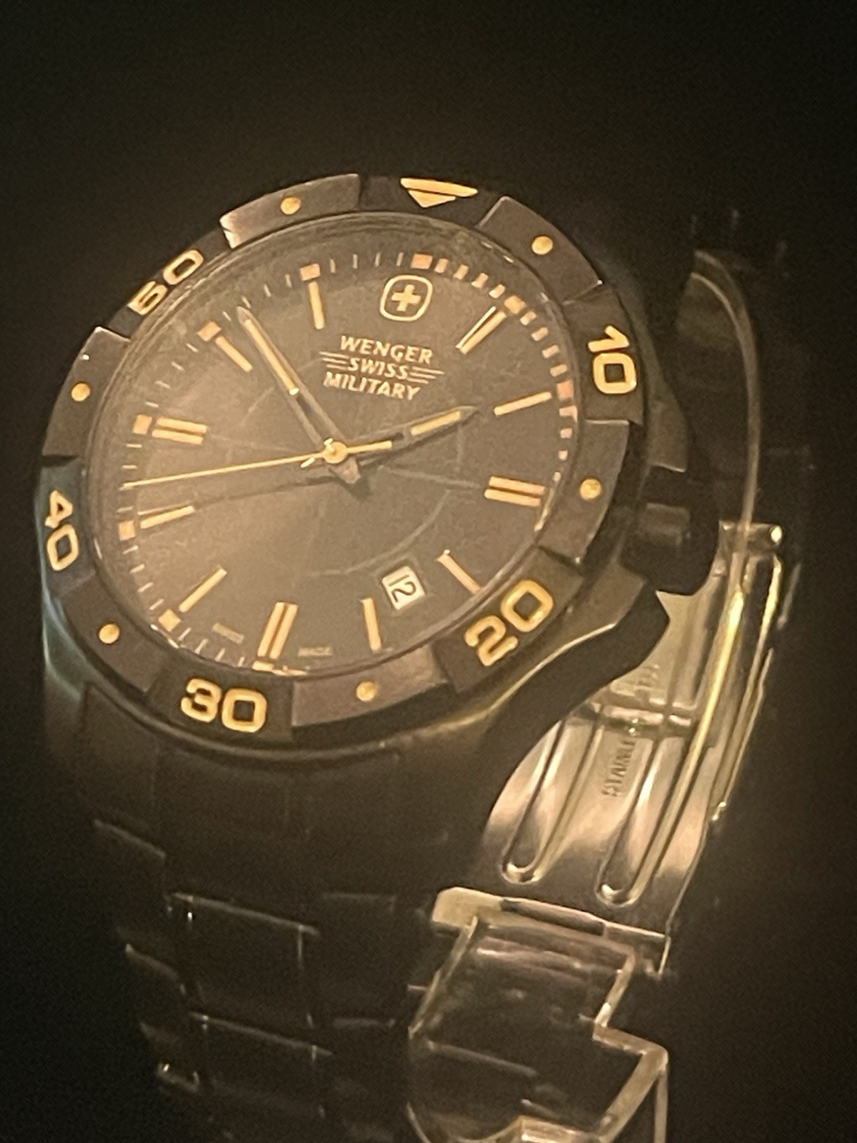 Wenger Swiss Military Alpine 79150 Black PVD 42mm Watch Box Papers New Battery