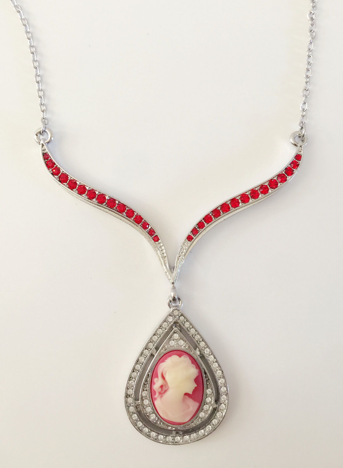 （Set of 3) Red Lady Cameo Vintage Style Pear Drop Dangle Pendant Chain Necklace