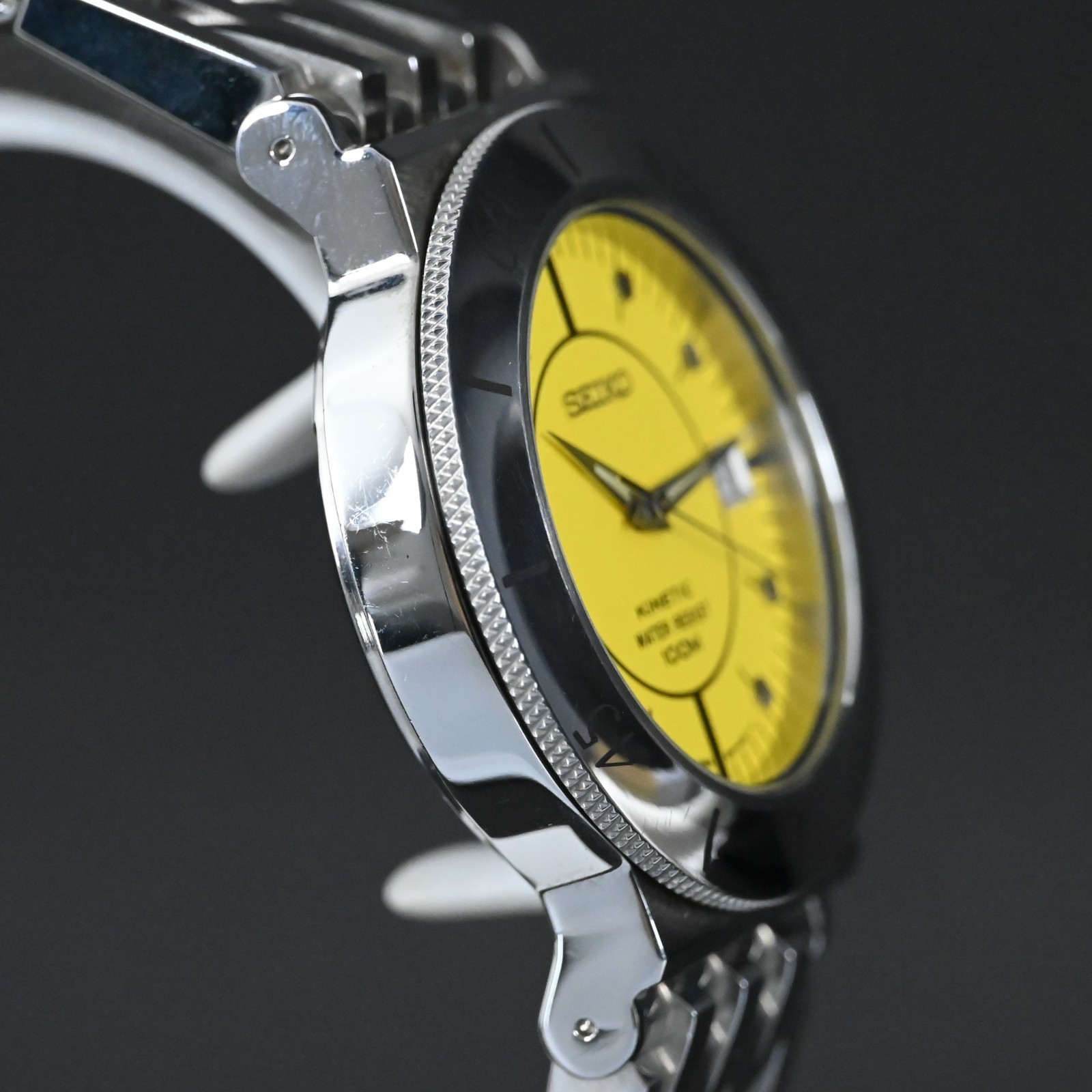 SEIKO 5M42-0G90 VINTAGE KINETIC YELLOW DIAL 39 MM (NOS & ORIGINAL & FULL SET)