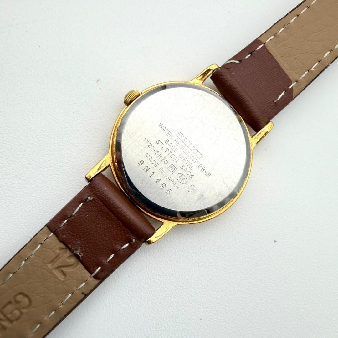 Excellent condition Seiko SPIRIT watch, gold, new battery, new strap, women’