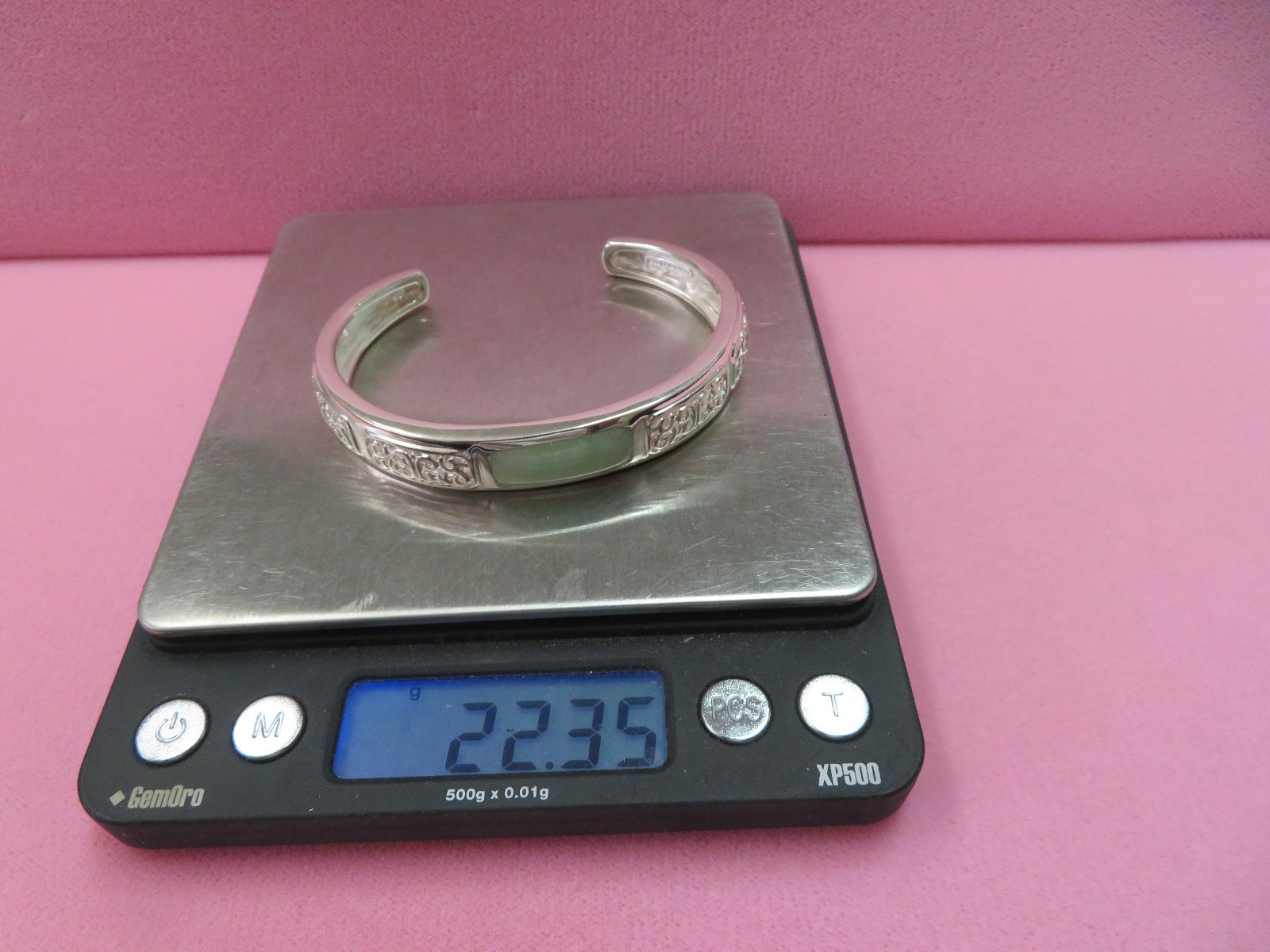 925 Sterling Silver Green Jadeite Jade Cuff Bangle 22. 35 Grams