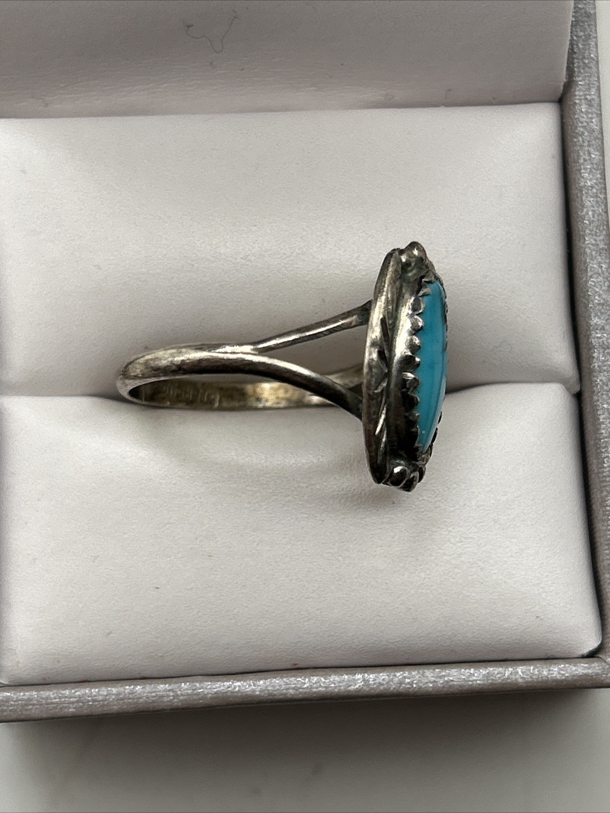 Vintage Sterling Silver Turquoise Ring Size 7 – 2.4 Grams Signed