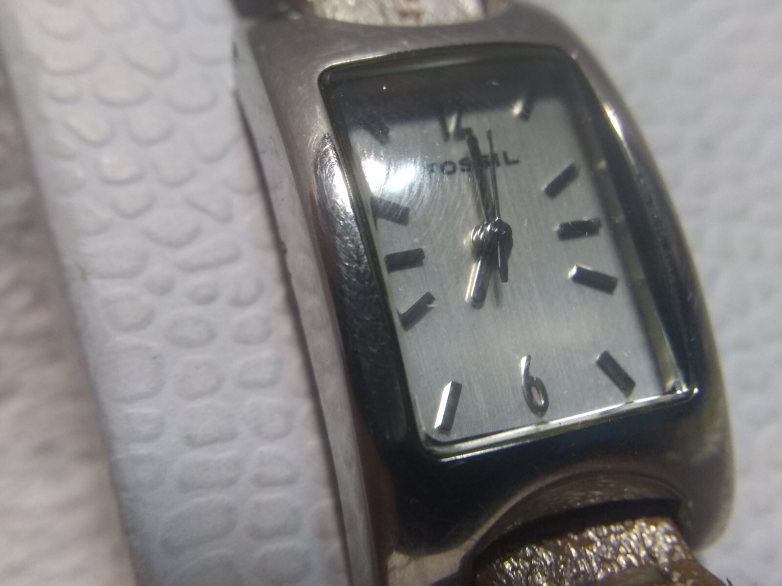 Fossil Quartz Watch Silver Dial Case Faded Pink Lather Link Band New Bat Works