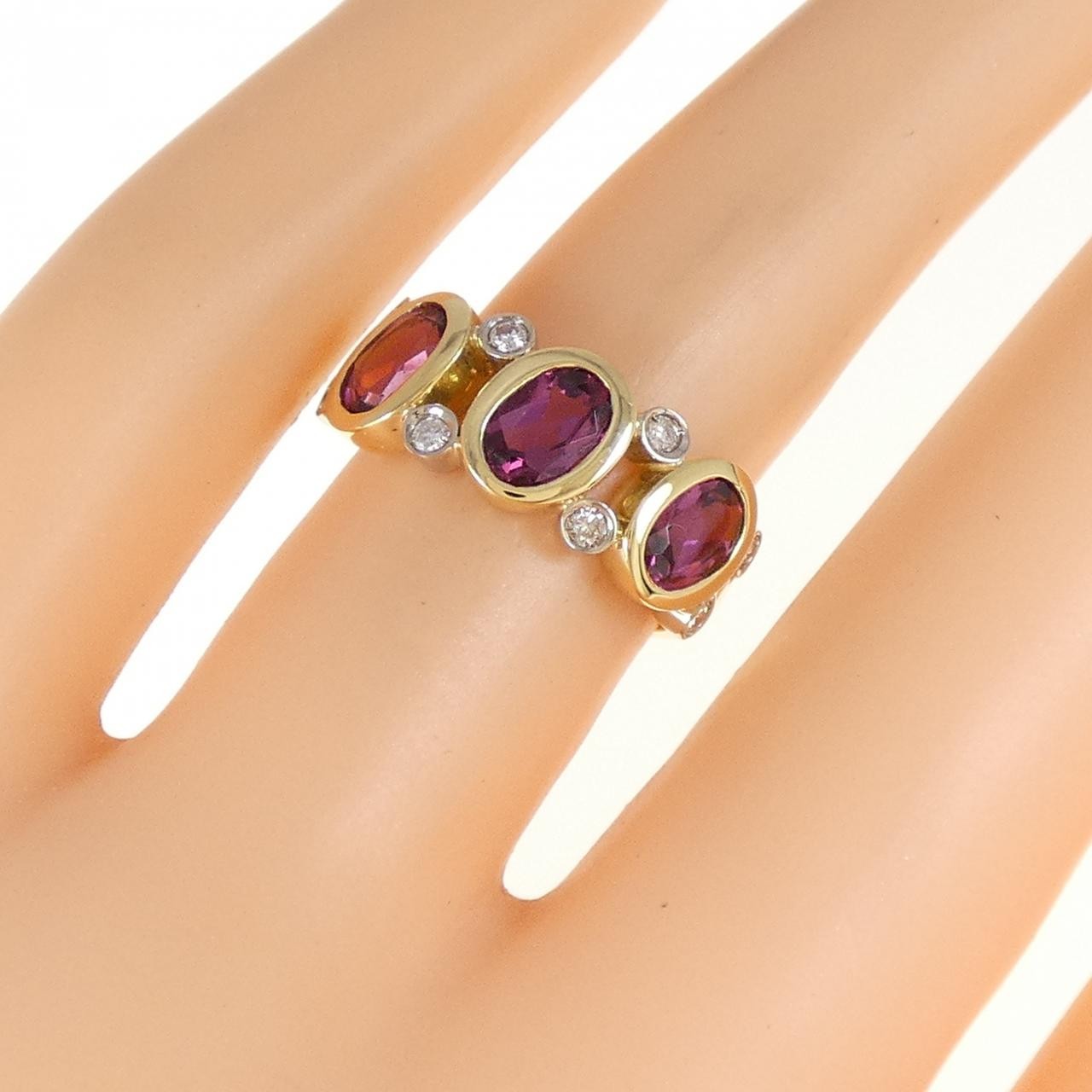 Authentic 750YG Garnet Ring #230-000-050-8956
