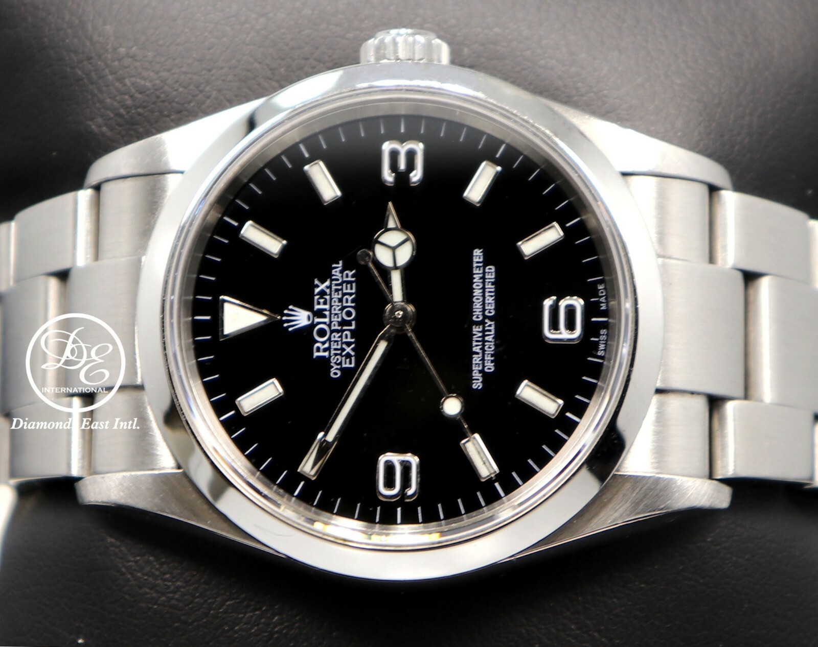 Rolex Explorer I 114270 Steel Oyster Black 36mm Watch Box Papers Mint Condition