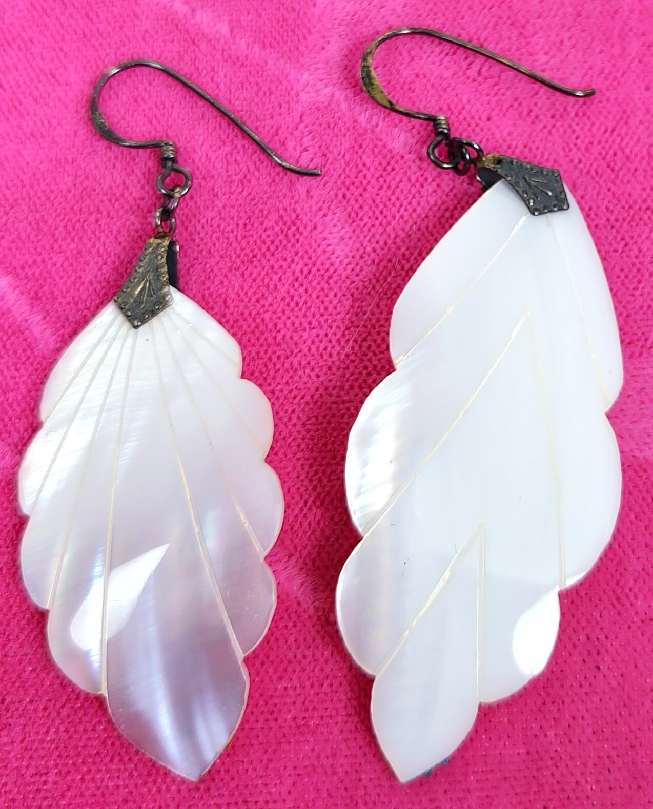 Vintage MCM Variable Sized White Mother of Pearl Feather Pierced Dangle Earrings
