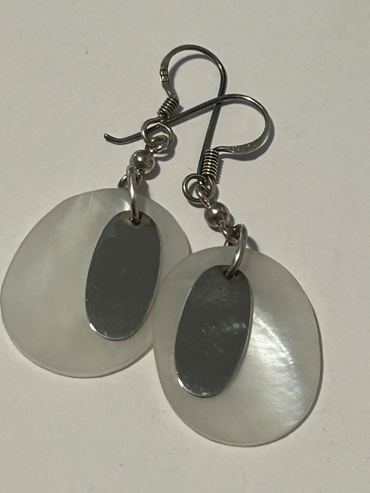 Vtg Sterling Silver & Mother Of Pearl Disc 5cm Drop Earrings (4.77g)