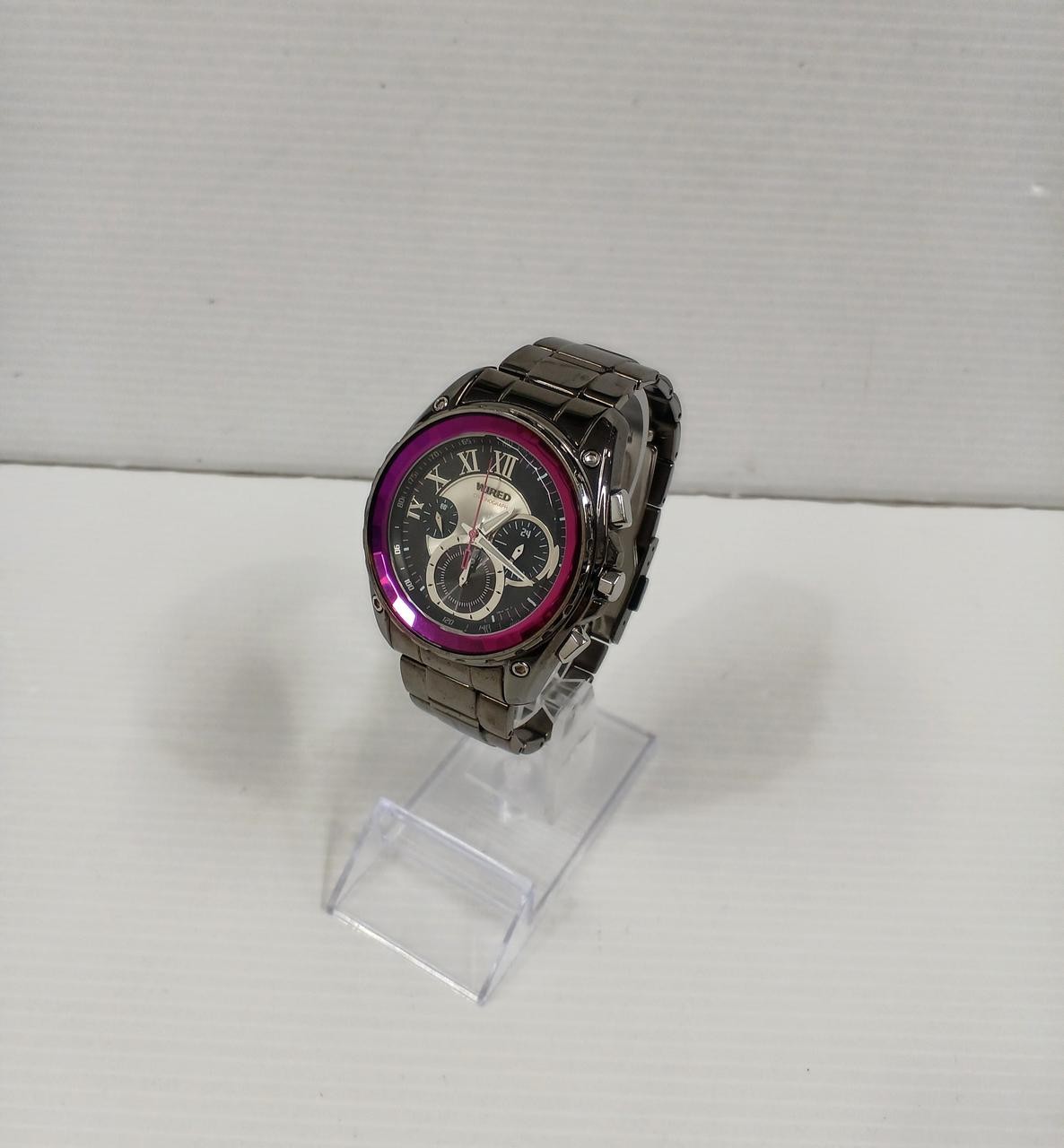 SEIKO WIRED Chronograph Model 7t11 0bd0 Purple Metallic Back Cover Scratch