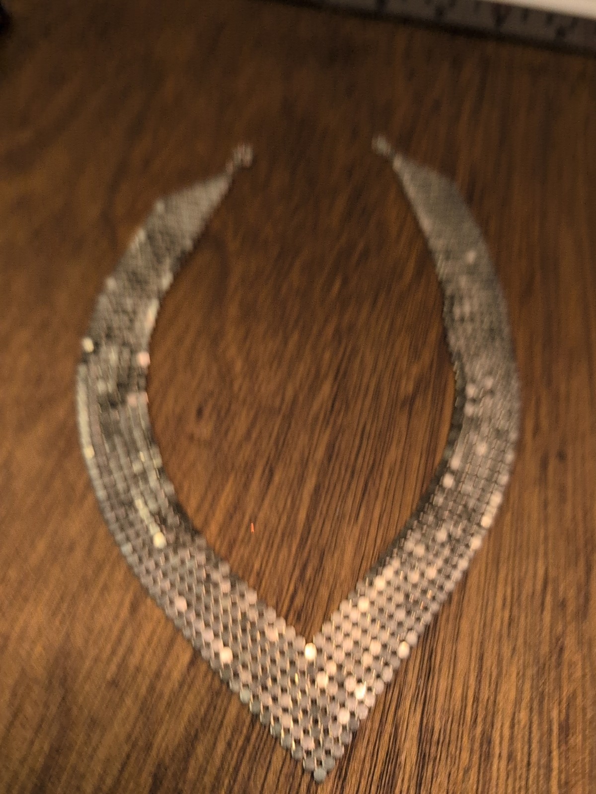 Vintage Mesh-V- Necklace Silver-tone 14.5″in(36cm)