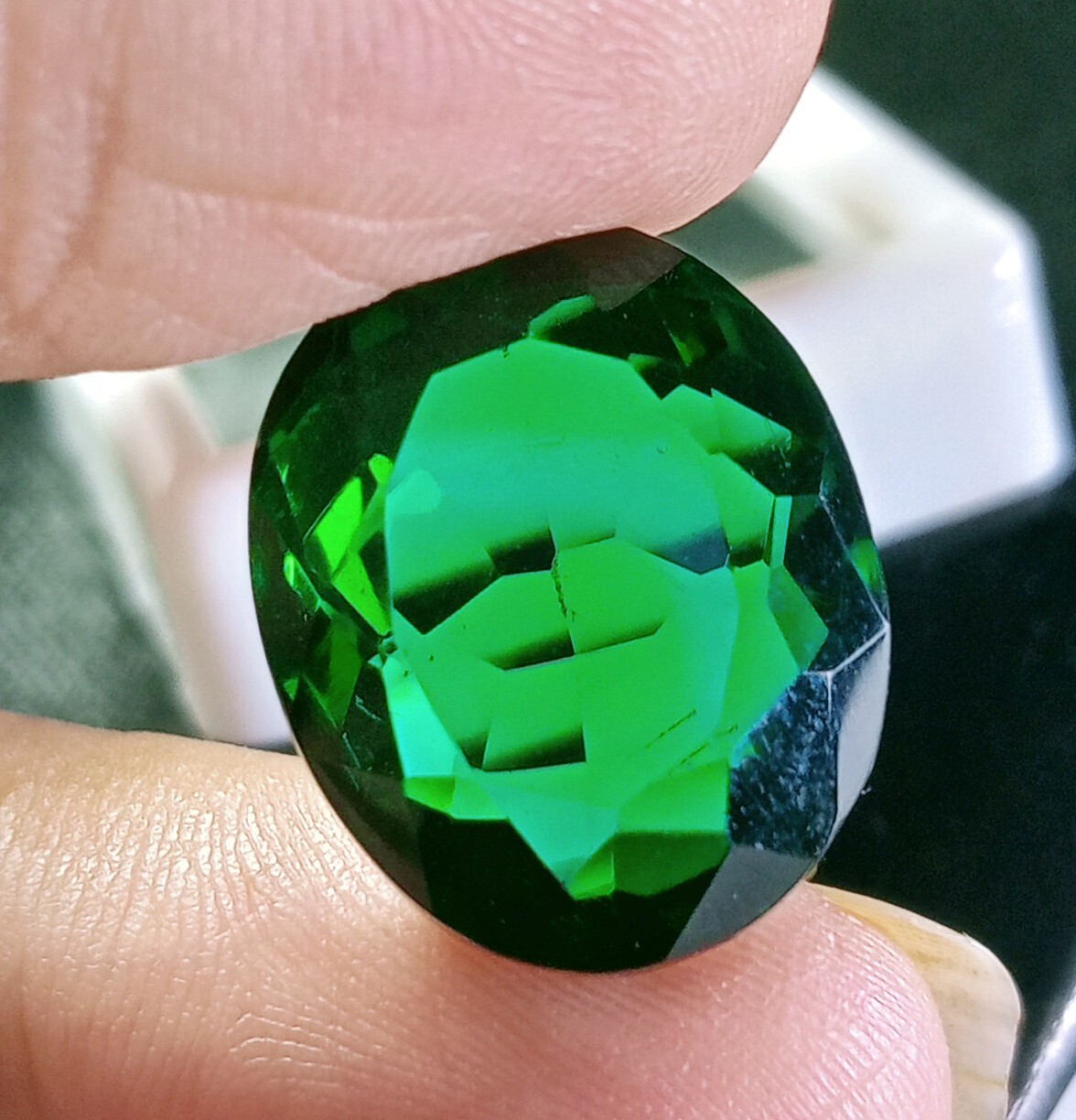 Superb 14.25 Ct Tourmaline Excellent Green Color Oval Shape Loose Gemstone AAA