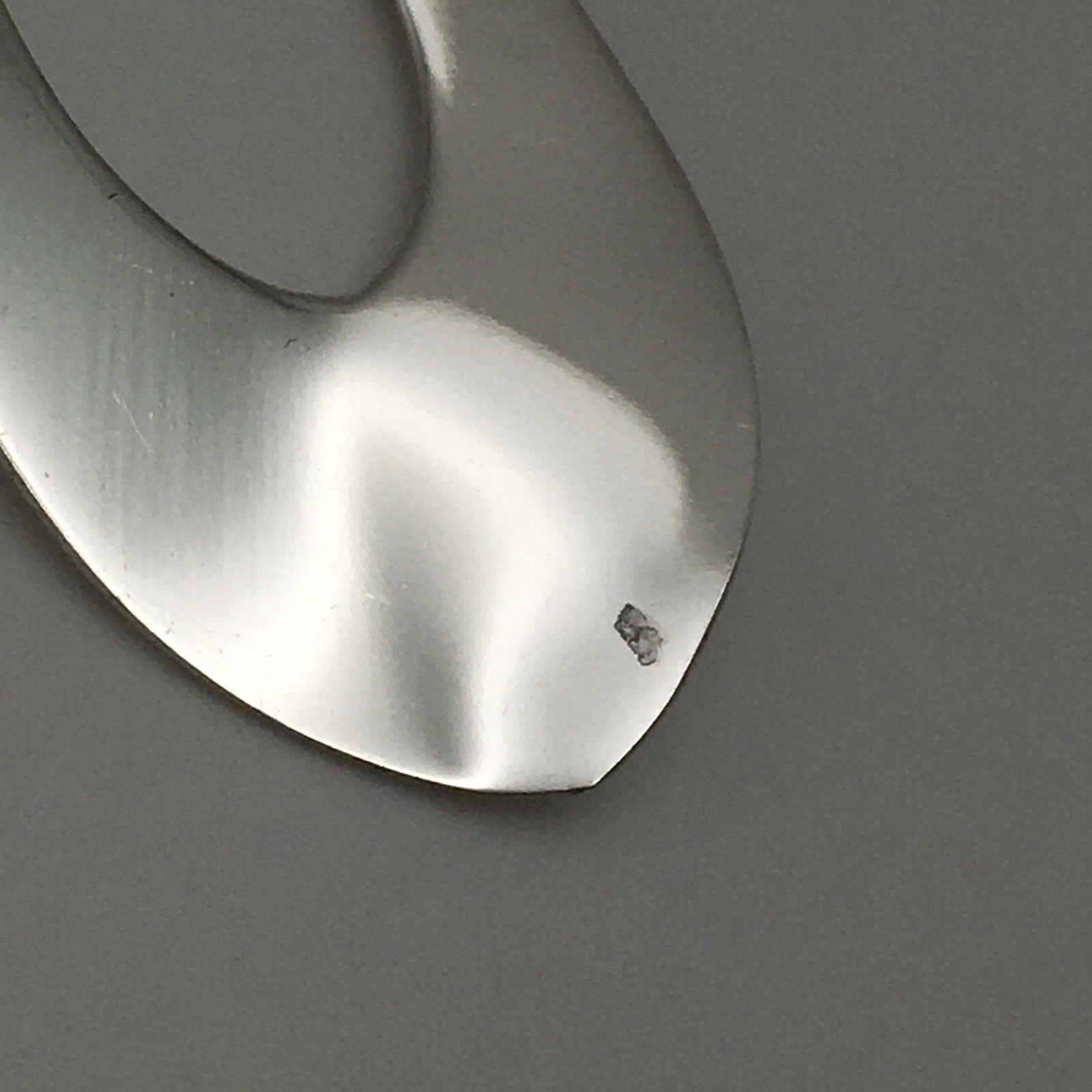 Vintage Sterling Silver Pointed Tip Wavy Hoop Earrings Marked LA 925 2.8g #23