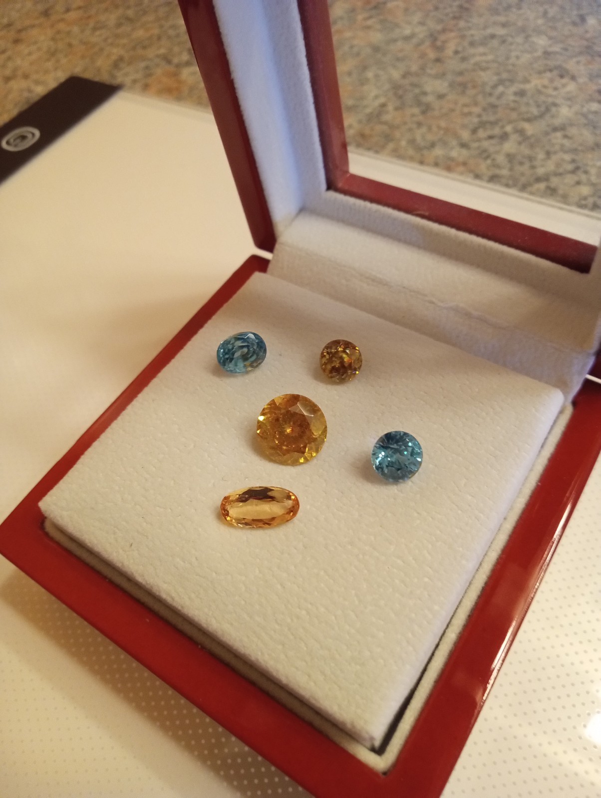 Lot of 5 Loose Gems. 2 Blue Zircons, 1 Sphene, 1 Imperial Topaz, 1 Sphalerite