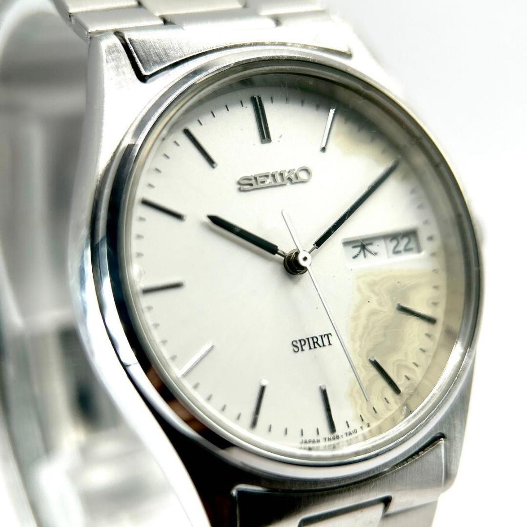 SEIKO Seiko Spirit Men’s Quartz Day-Date Vintage Watch