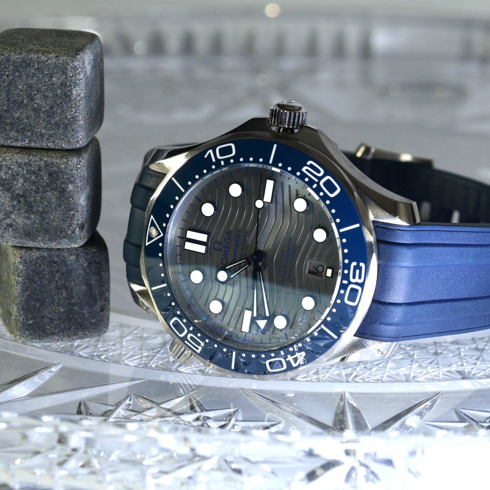 OMEGA Seamaster Diver 300M Gray Wave Blue Rubber Full Set 210.32.42.20.06.001