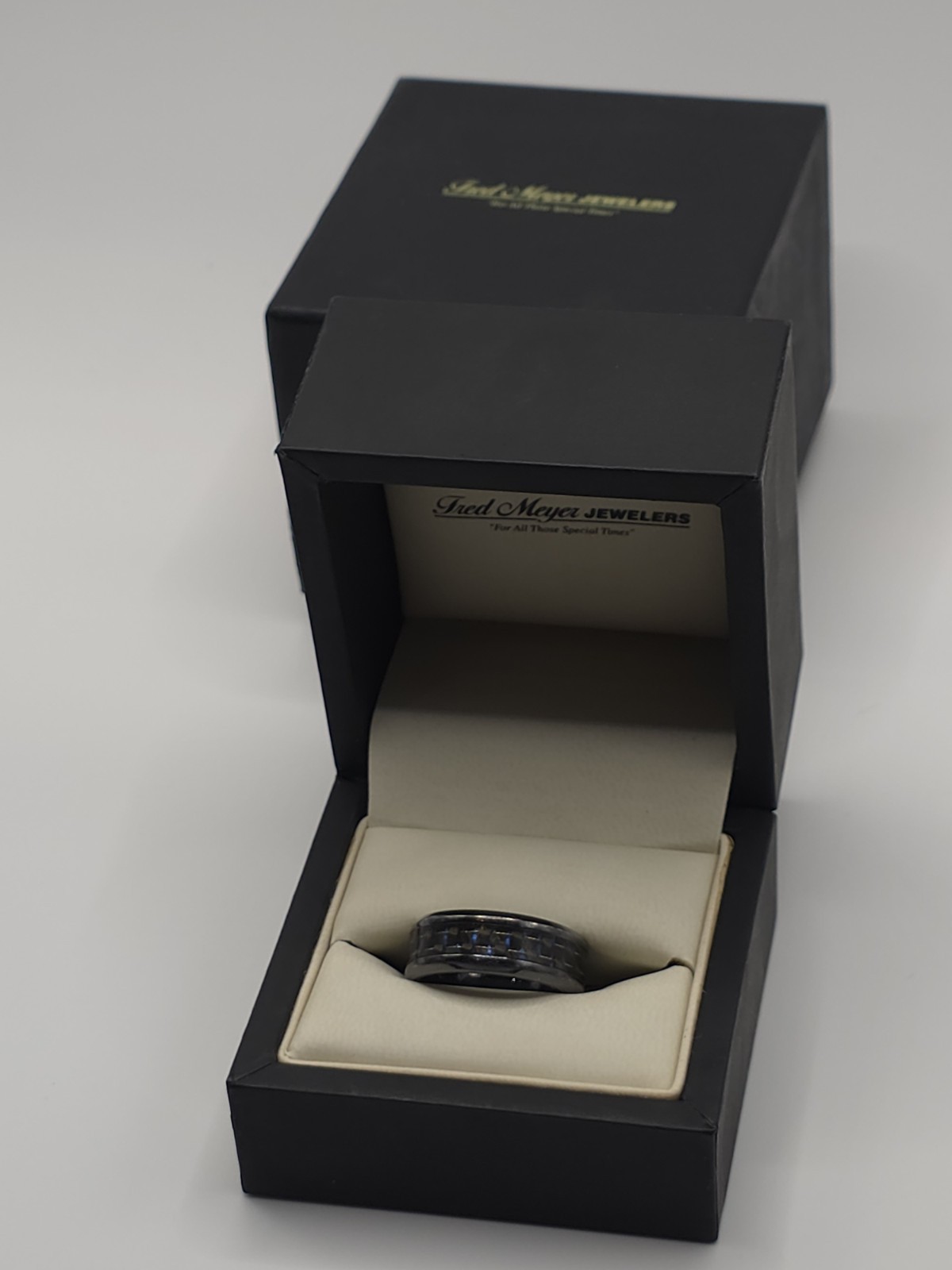Triton Titanium Wedding Band Ring Approx Size 11 8mm Carbon Fiber Blue Inlay Box