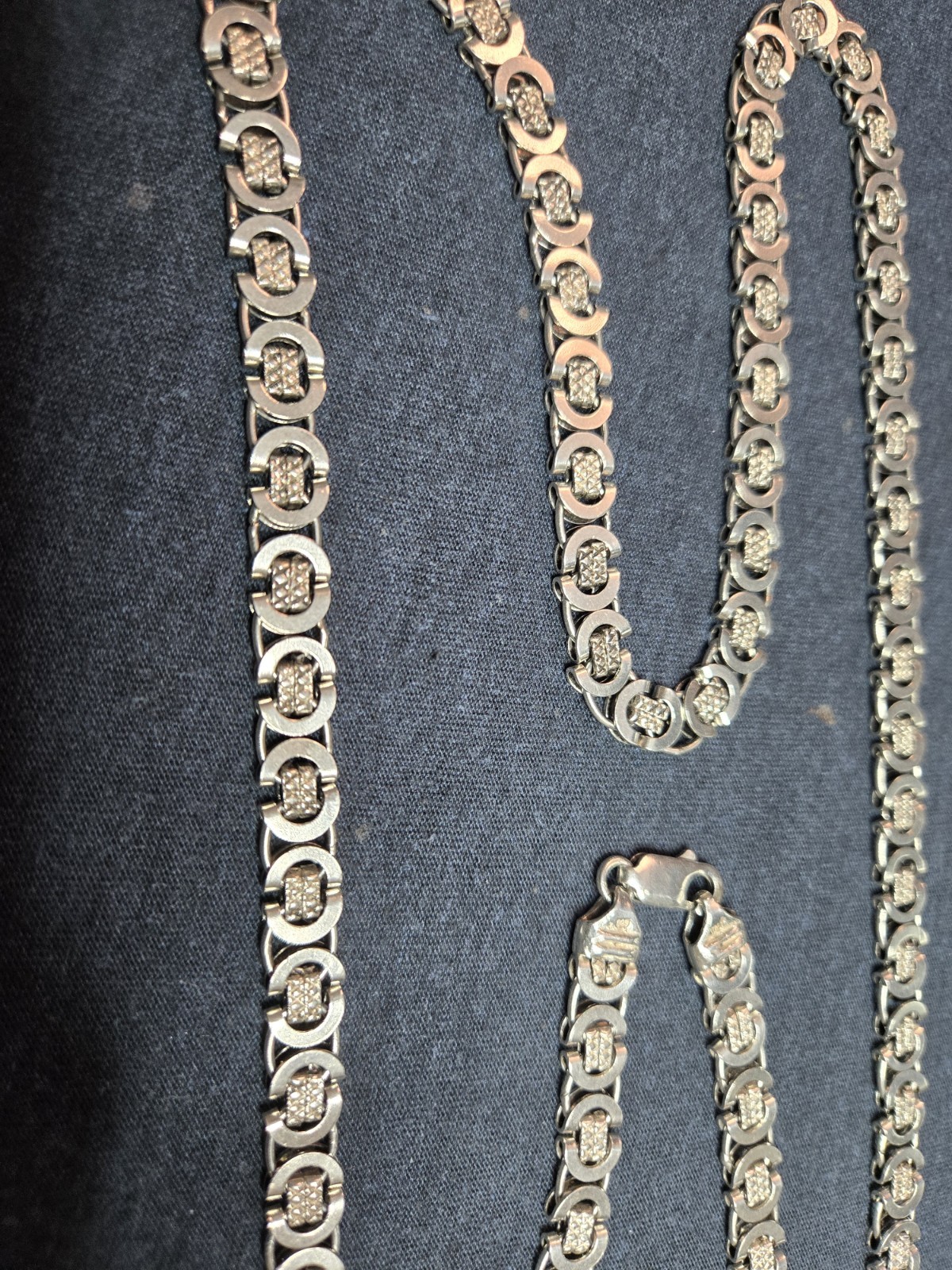 .925 sterling silver necklace vintage, 33inches Long 9mm X 3mm 80.2g