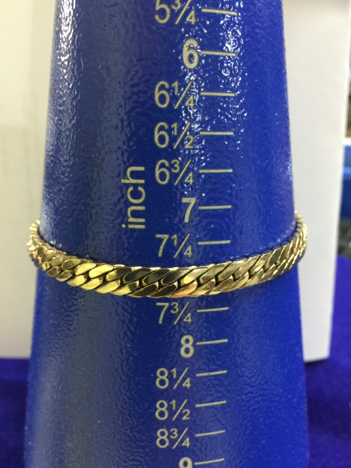 Beautiful Vintage Korea 14 Karat Gold Plate Herringbone Bracelet 7″!