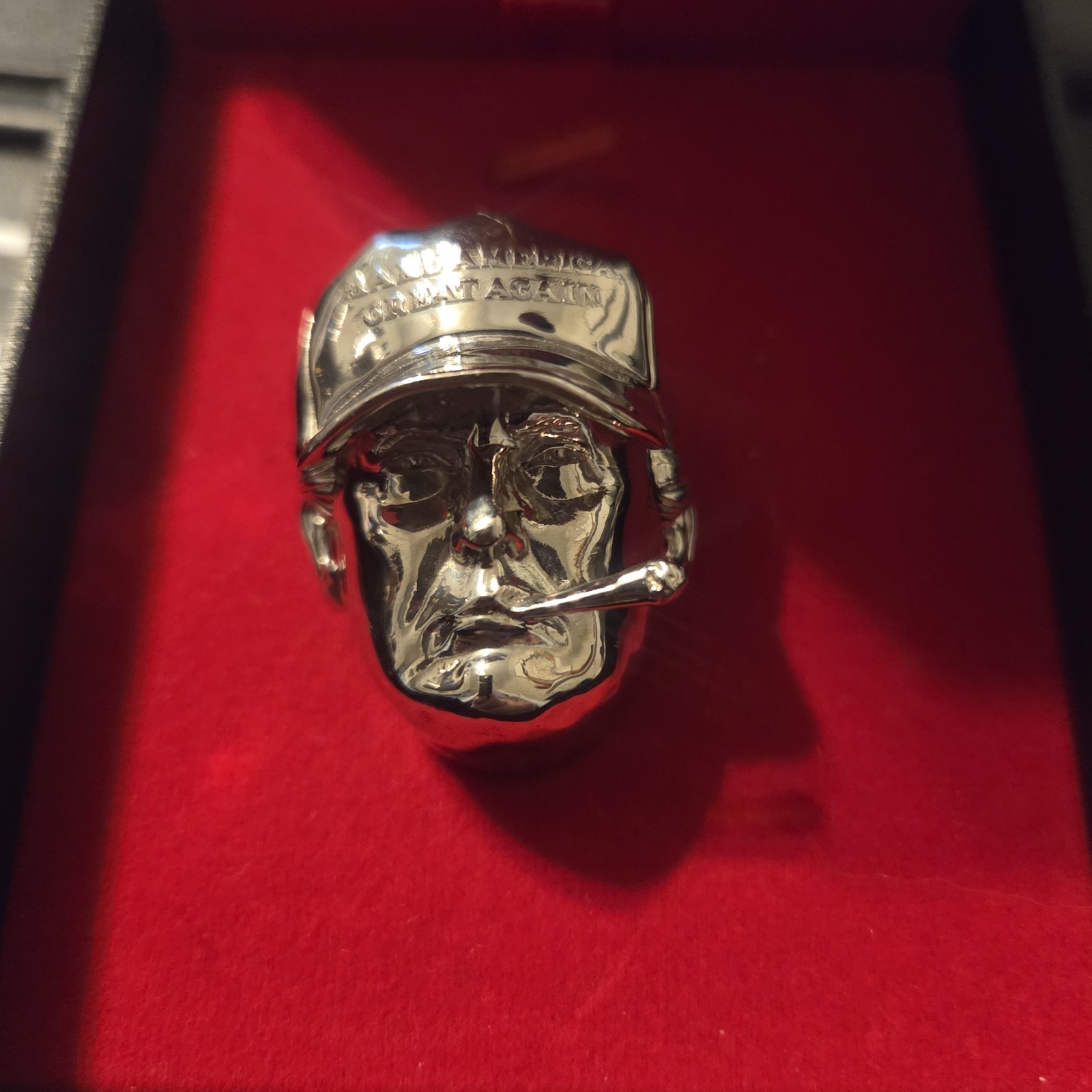 .925 Trump Pendant (Trax NYC)