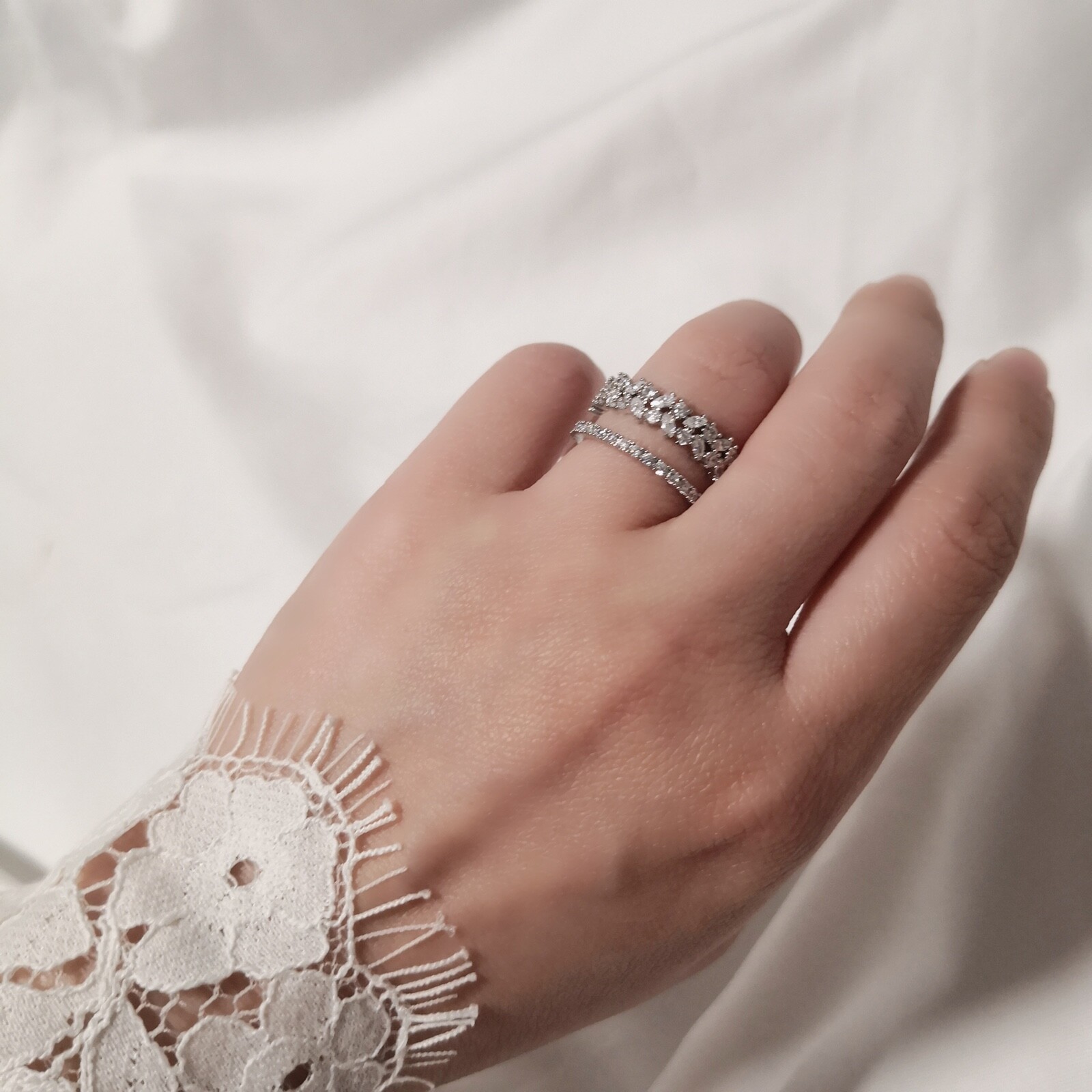 Trendy Geometric Bridal Sets Tension Mount All Adjustable Ring – New w/ Dust Bag