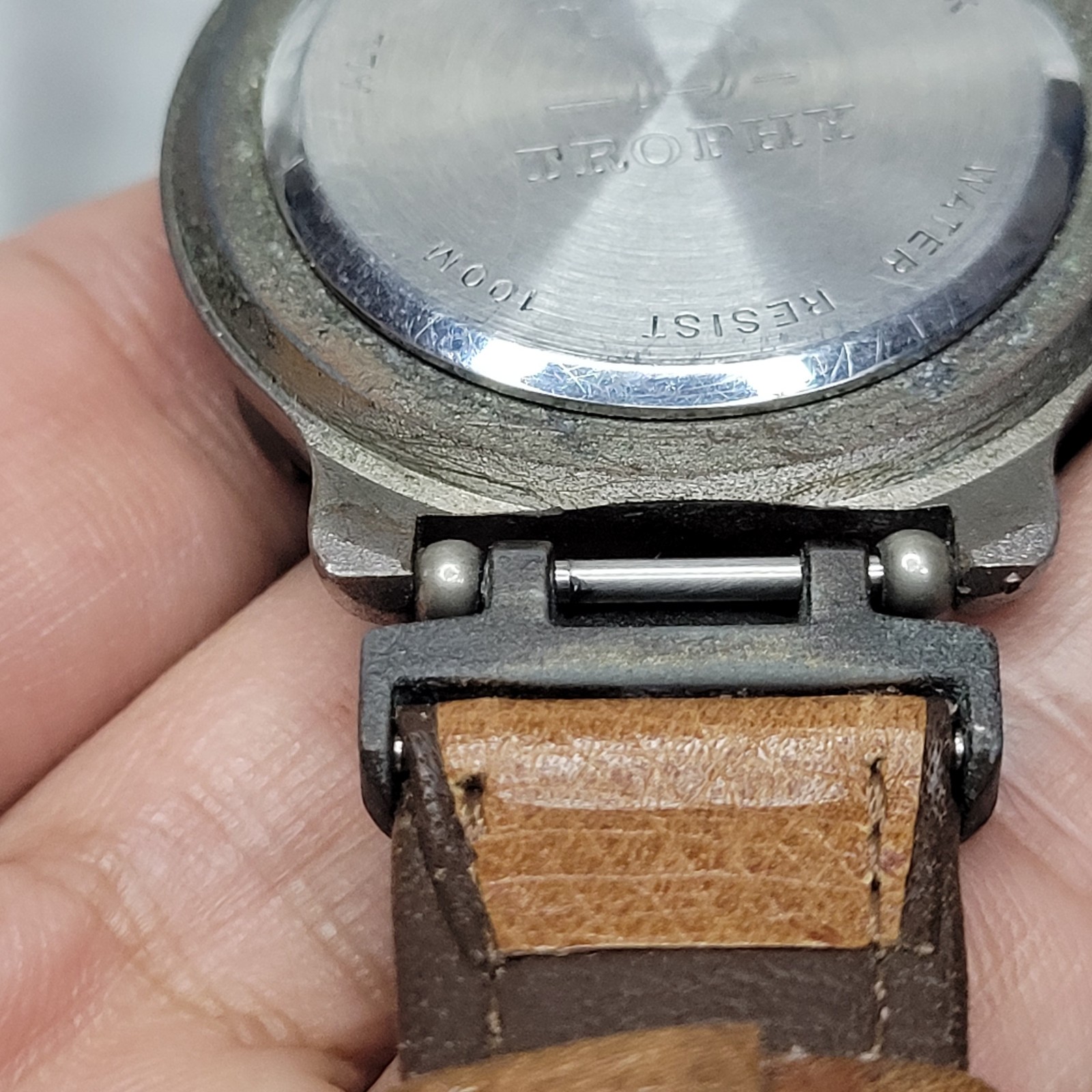CAMEL TROPHY Quartz 10 ATM Model Safari Trophy Leather Belt Glow in Dark