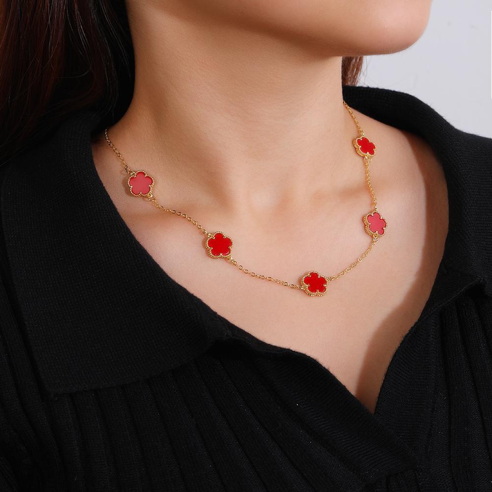 Women Five Leaf Flower Cute Romantic Necklace Fashion Geometric Jewelry Gift