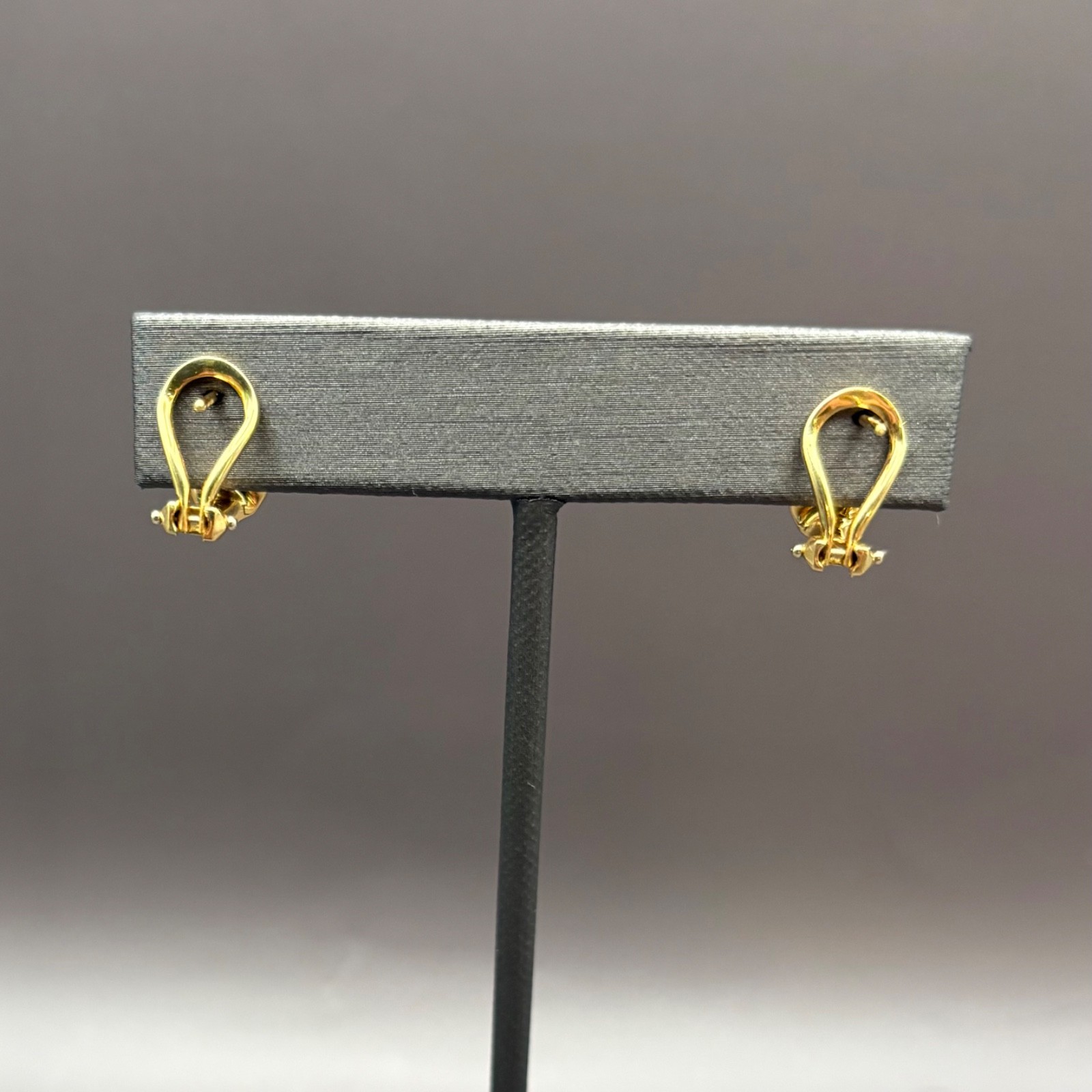 Tiffany & Co. 18K Gold Dog Rose Flower Earrings w/ Case Pouch and Box