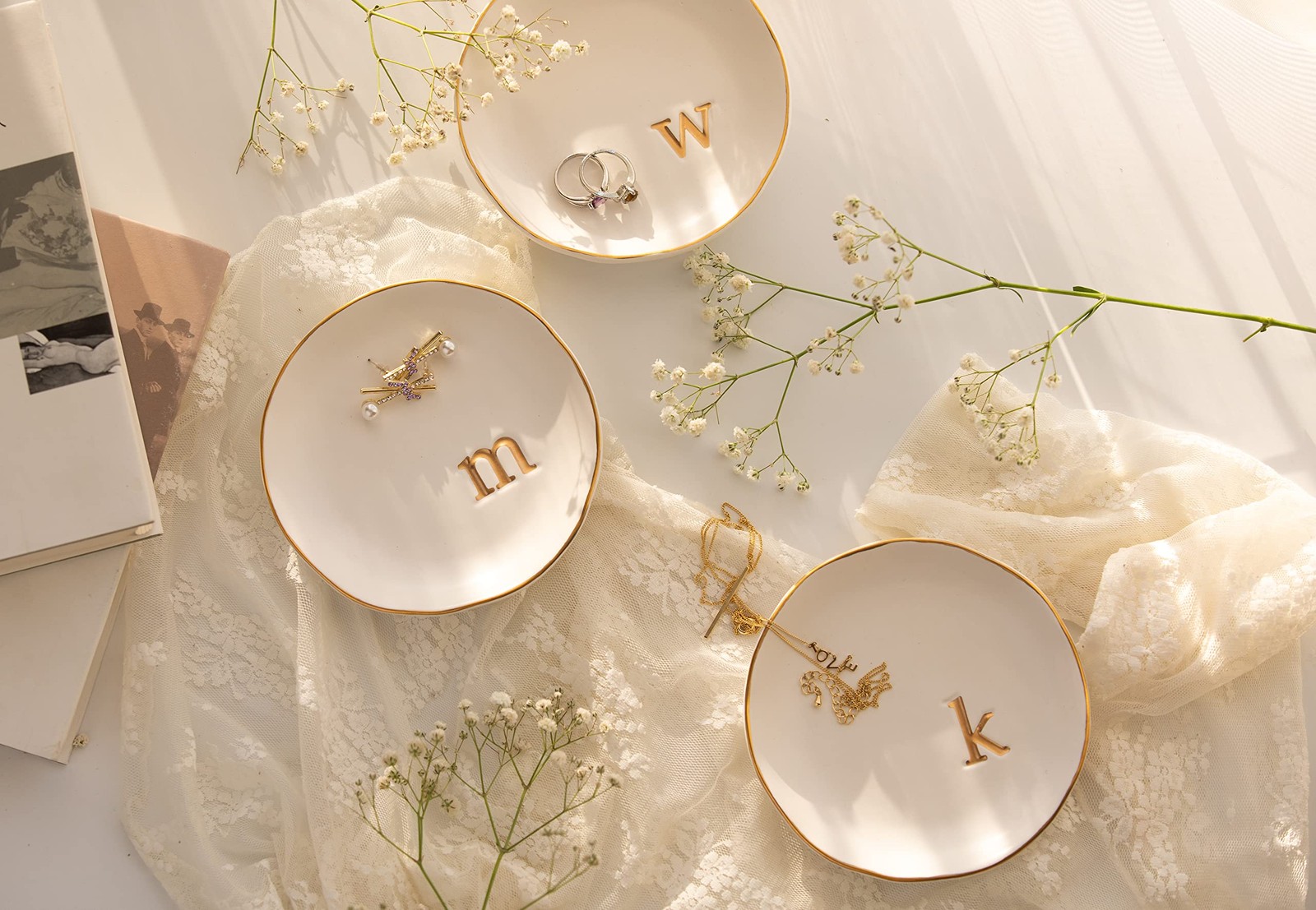 COLLECTIVE HOME Ceramic Jewelry Tray, Trinket Dish, Gifts for Women (M)