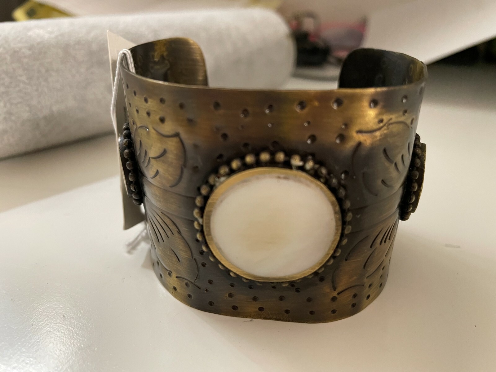 Soft Surroundings Mother of Pearl Gold Tone Bracelet cuff style all occasion gif