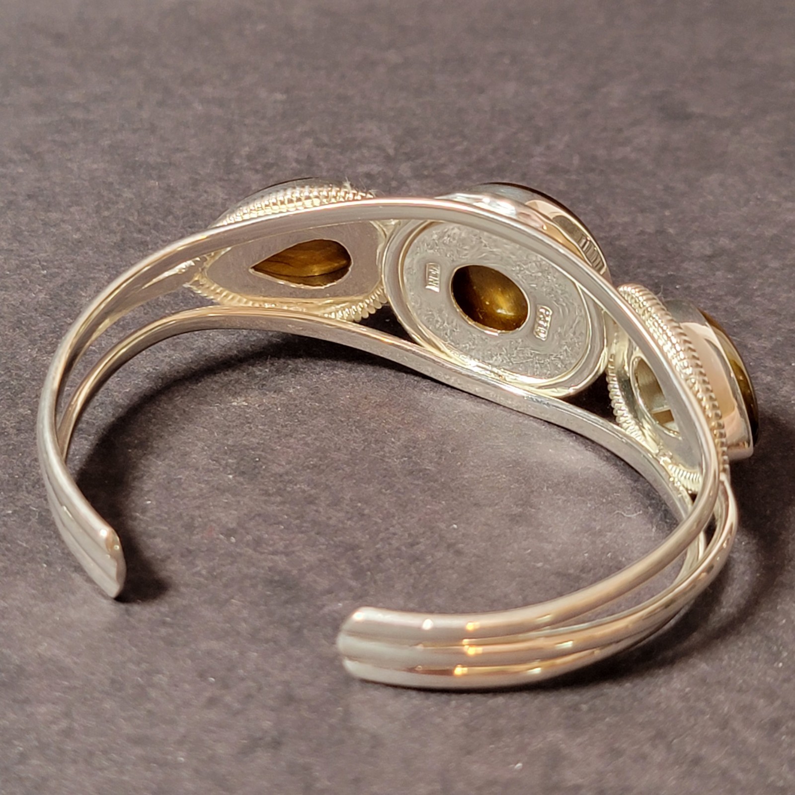 925 Silver Bracelet with 3 Tigers Eye Stones marked India 925 Nice Excellent Con
