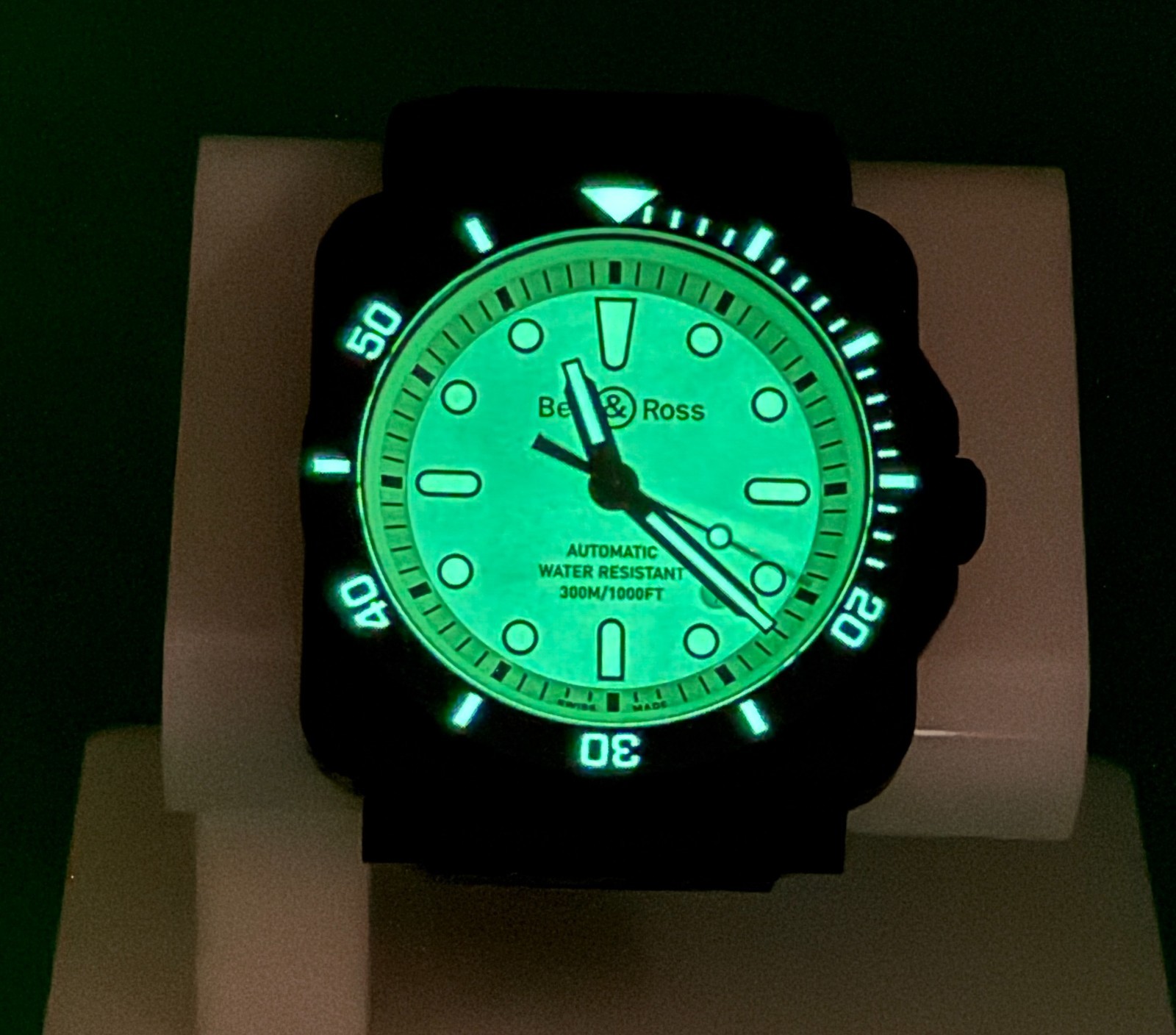 Bell & Ross BR03-92 Diver Fulham Limited 1 of 999 BR0392-D-C5-CE/SRB Watch Lume